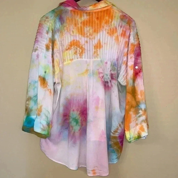 Up-cycled, tie dyed, VICI top. - Picture 2 of 7